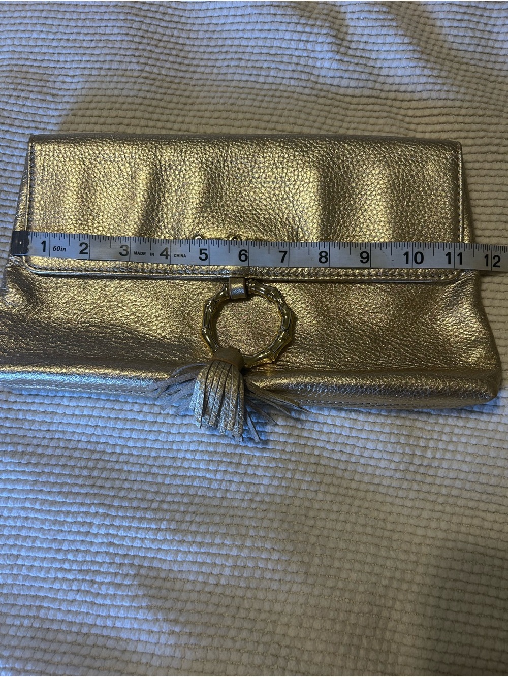 Lilly Pulitzer Gold Metallic Tassel Ring Clutch - Picture 9 of 10